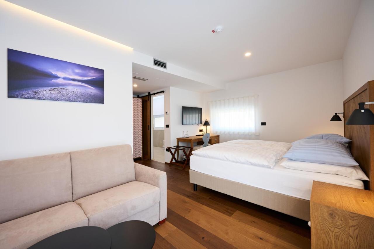 Hisa Ancka, Sencur - 3 Min To The Airport 호텔 외부 사진