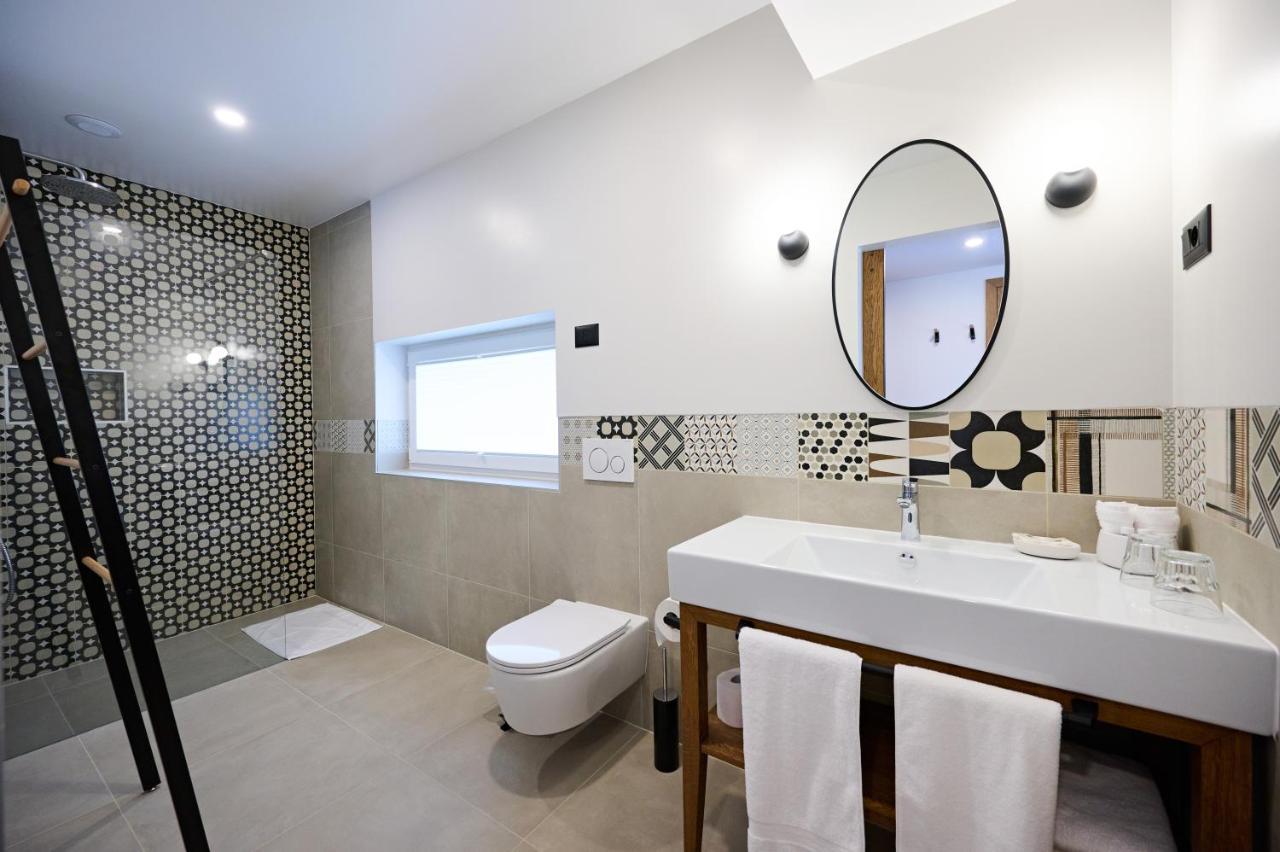 Hisa Ancka, Sencur - 3 Min To The Airport 호텔 외부 사진