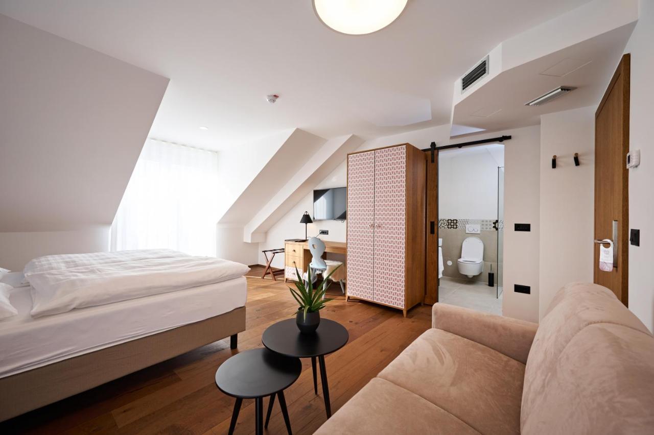 Hisa Ancka, Sencur - 3 Min To The Airport 호텔 외부 사진