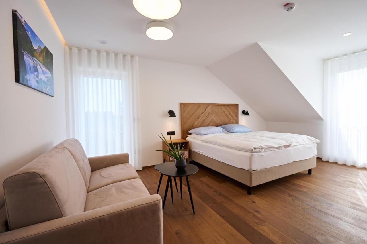 Hisa Ancka, Sencur - 3 Min To The Airport 호텔 외부 사진